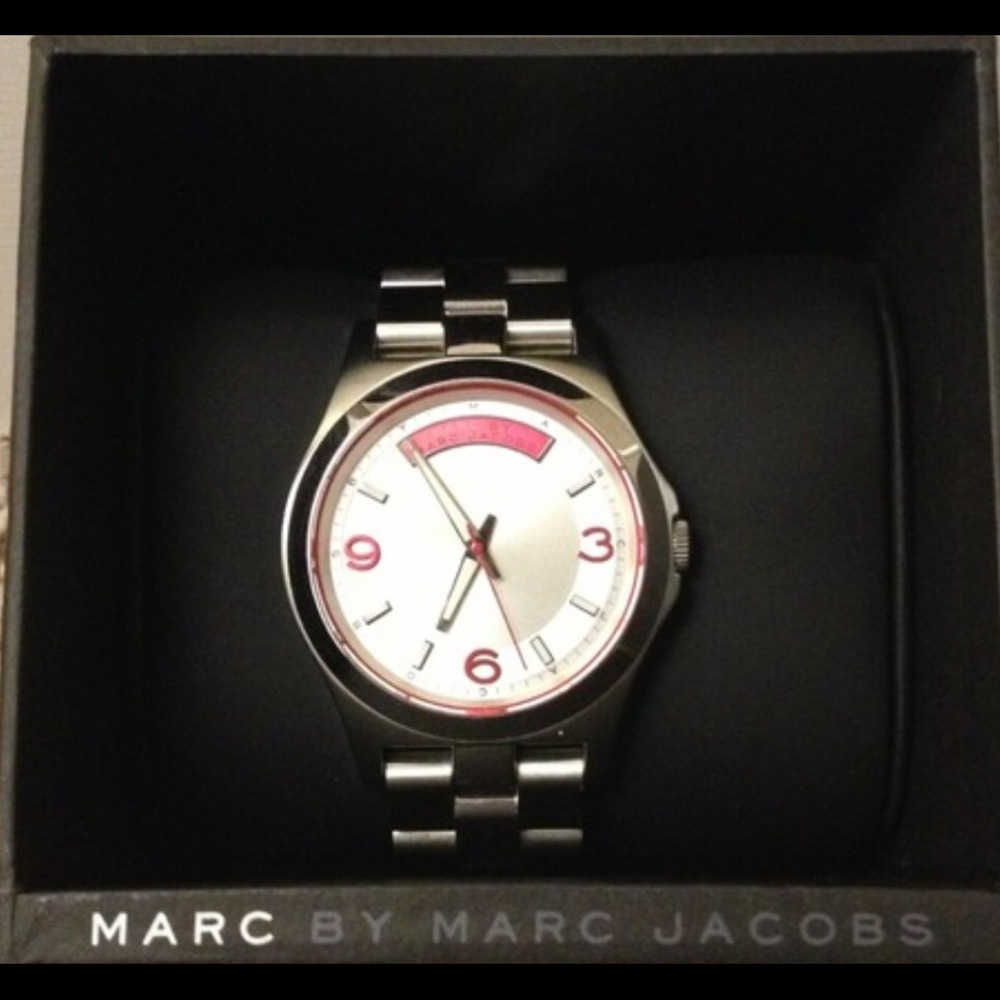 Marc Jacobs Silver watch
